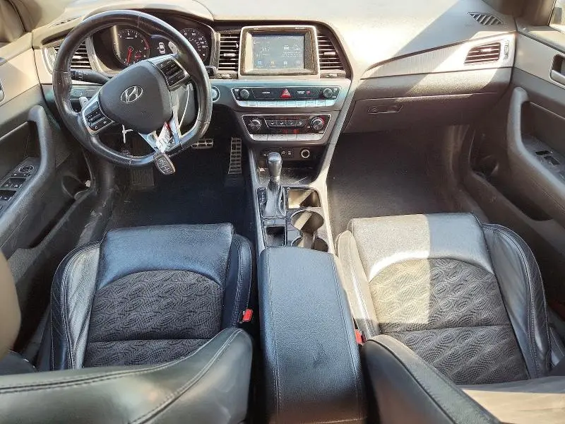2018 HYUNDAI SONATA SPORT  