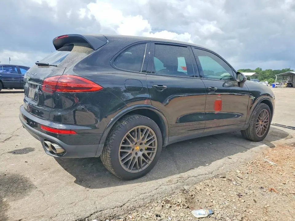 2018 PORSCHE CAYENNE SE HYBRID PLATINUM  