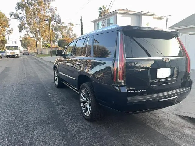 2020 CADILLAC ESCALADE PREMIUM LUXURY  