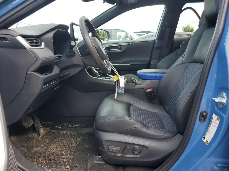 2023 TOYOTA RAV4 XSE  