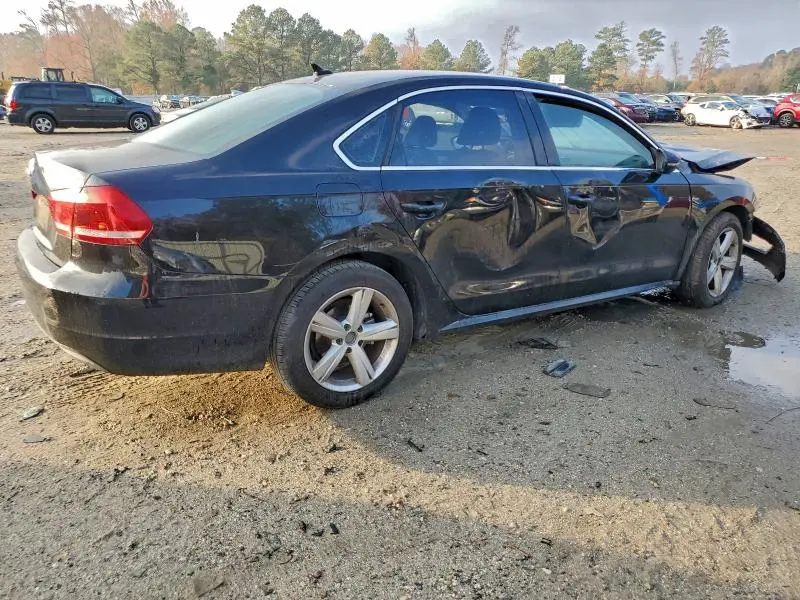 2012 VOLKSWAGEN PASSAT SE  