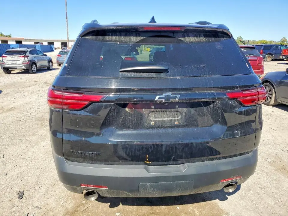 2022 CHEVROLET TRAVERSE LS  