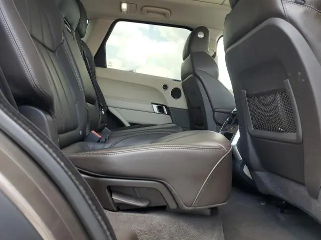 2017 LAND ROVER RANGE ROVER SPORT HSE  