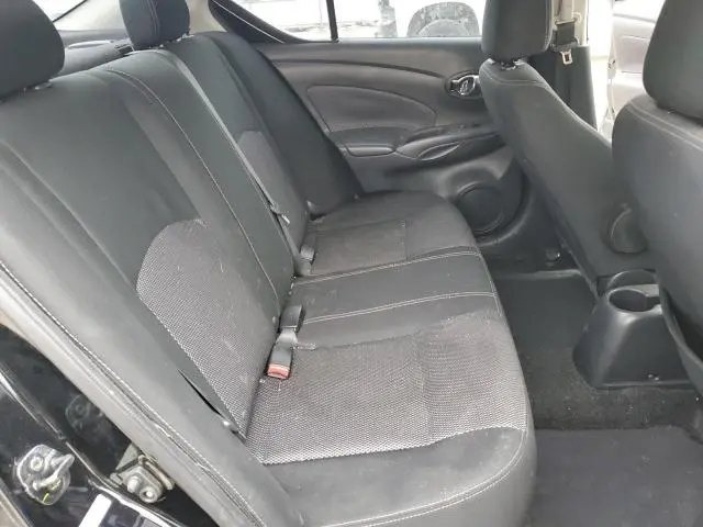 2019 NISSAN VERSA S