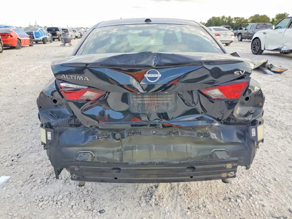 2023 NISSAN ALTIMA SV  