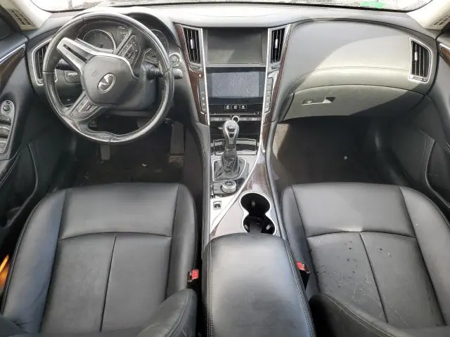 2018 INFINITI Q50 LUXE  