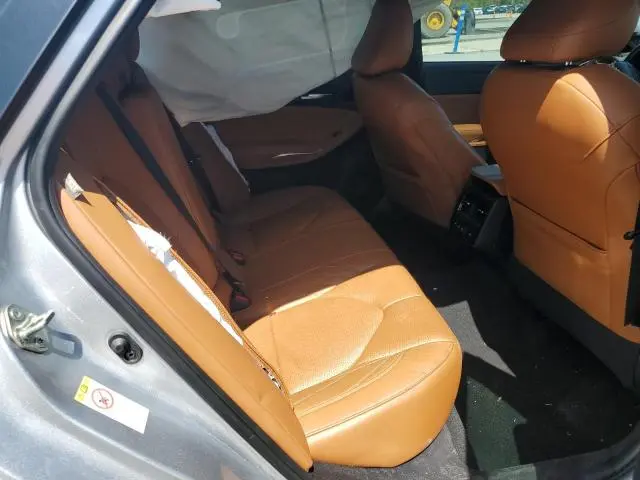 2019 TOYOTA AVALON XLE  