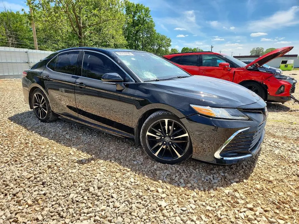 2020 TOYOTA CAMRY XSE  
