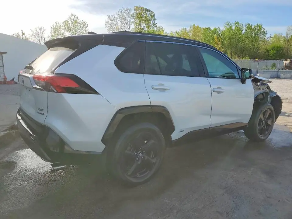 2021 TOYOTA RAV4 XSE  