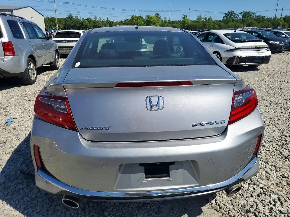 2016 HONDA ACCORD TOURING  