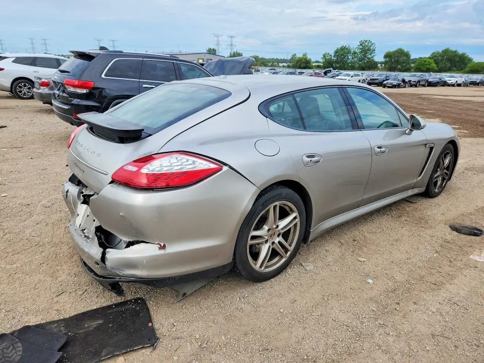 2013 PORSCHE PANAMERA 2/4  