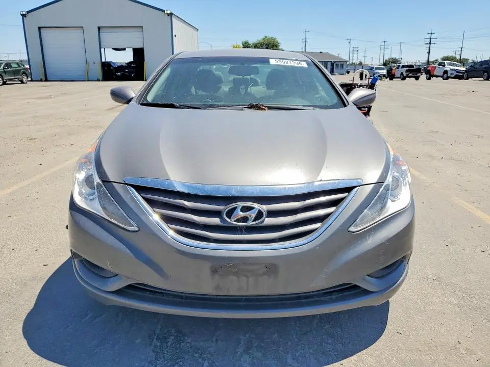 2012 HYUNDAI SONATA GLS  