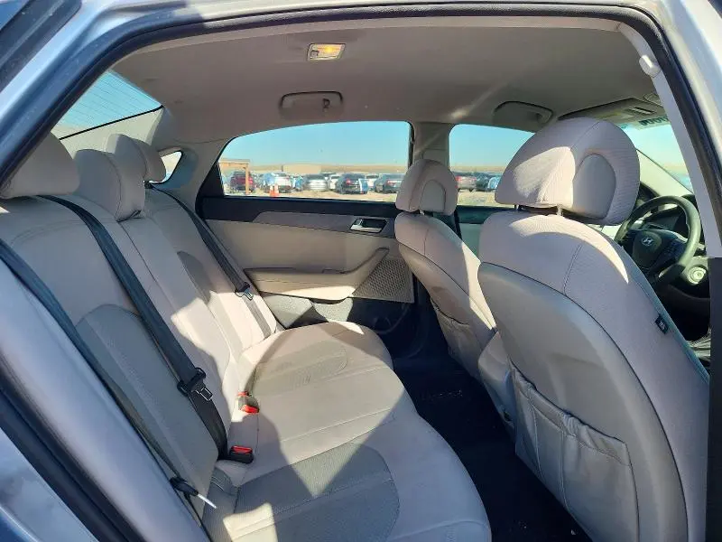 2017 HYUNDAI SONATA SE  