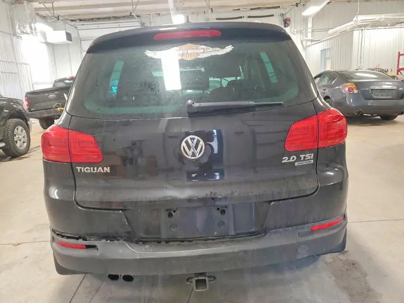 2012 VOLKSWAGEN TIGUAN S  