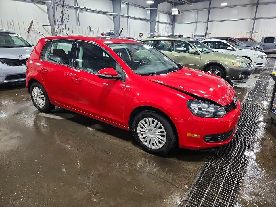 2013 VOLKSWAGEN GOLF   