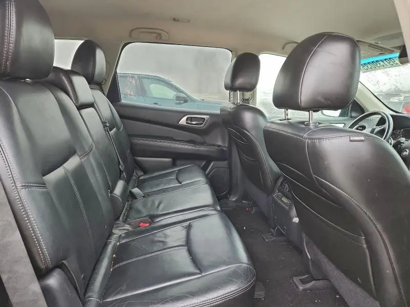 2013 NISSAN PATHFINDER S  