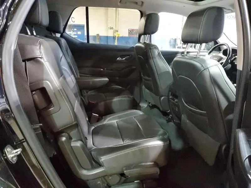 2020 CHEVROLET TRAVERSE LT  