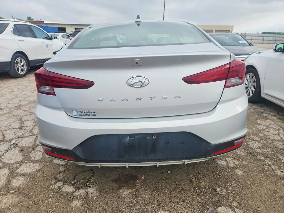 2019 HYUNDAI ELANTRA SEL  