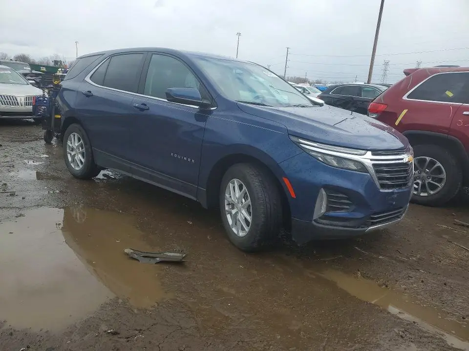 2023 CHEVROLET EQUINOX LT  