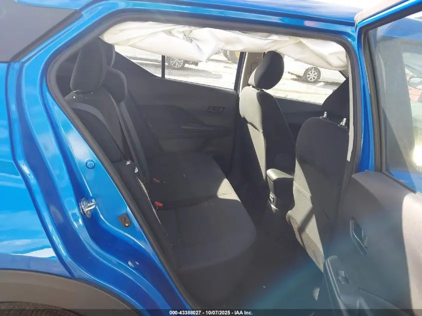 2023 NISSAN KICKS S XTRONIC CVT