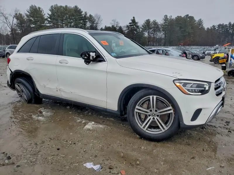 2021 MERCEDES-BENZ GLC 300 4MATIC  