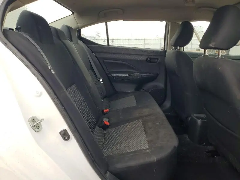 2021 NISSAN VERSA S  