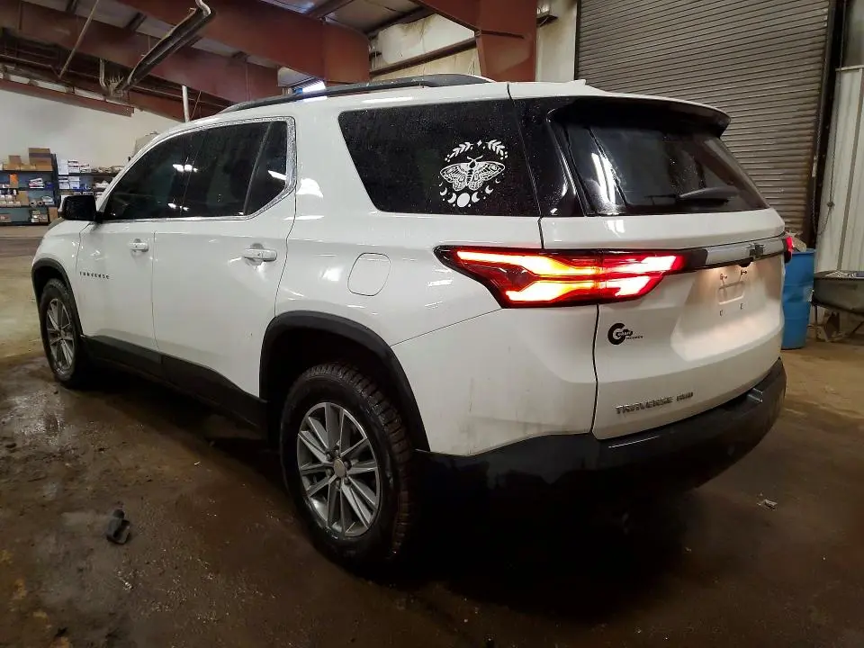 2022 CHEVROLET TRAVERSE LT  