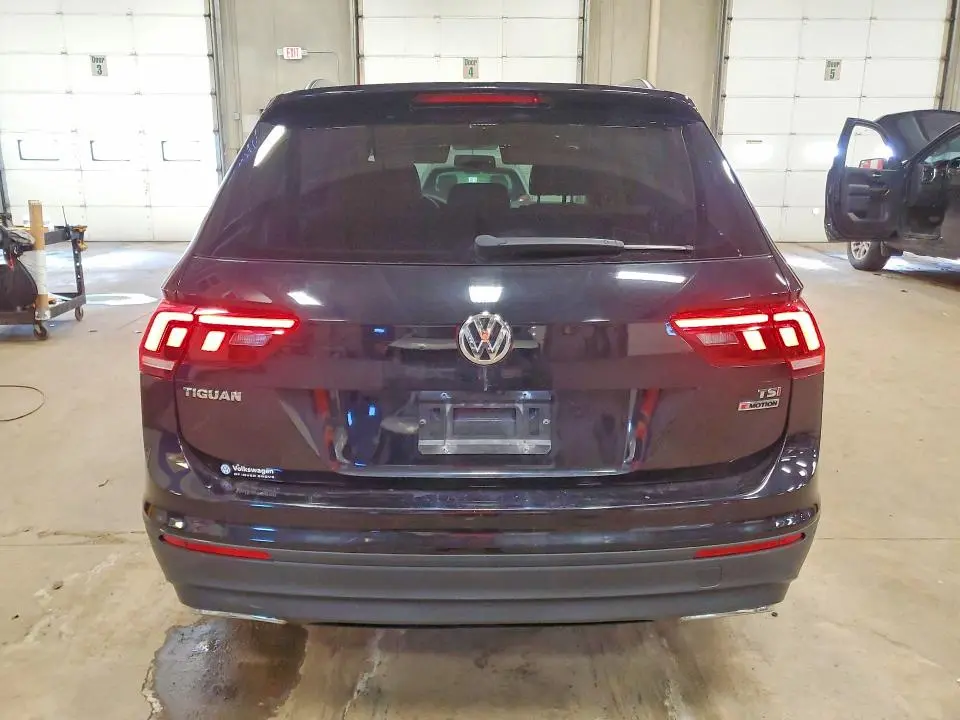 2018 VOLKSWAGEN TIGUAN S  