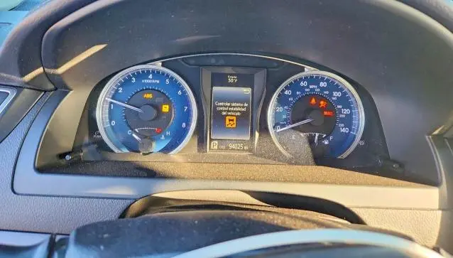 2016 TOYOTA CAMRY LE  