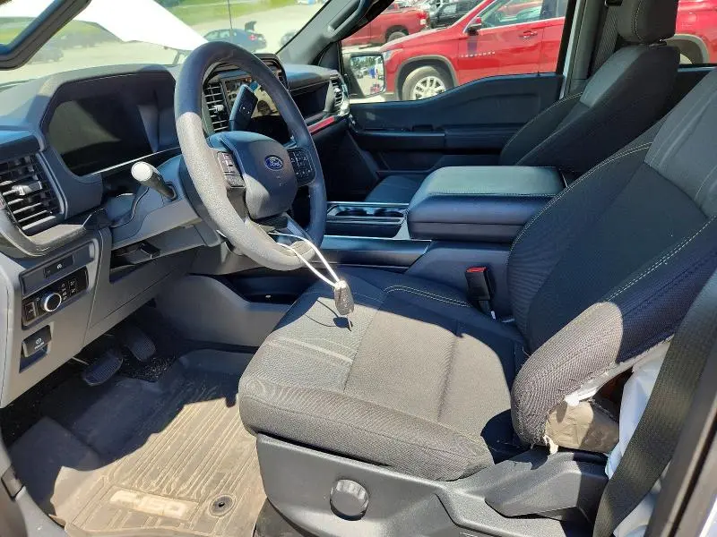 2025 FORD F150 STX  