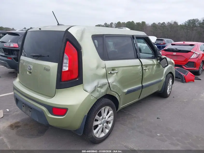 2013 KIA SOUL +