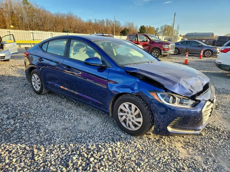 2018 HYUNDAI ELANTRA SE  