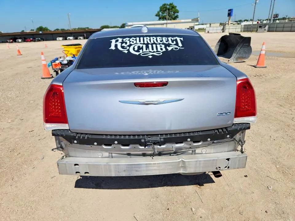 2017 CHRYSLER 300 LIMITED  