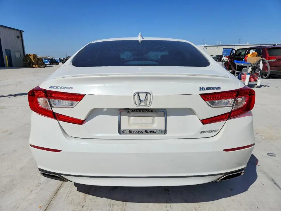 2018 HONDA ACCORD SPORT  