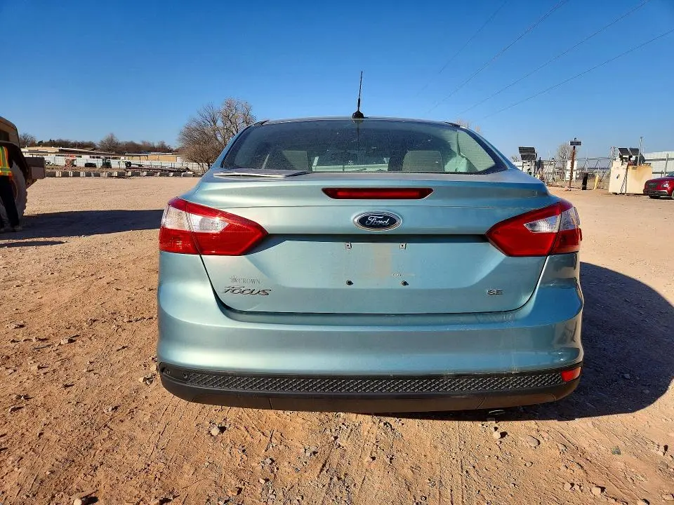 2012 FORD FOCUS SE  