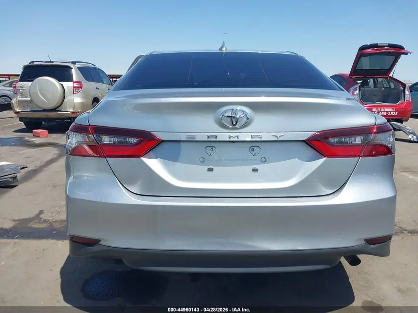 2022 TOYOTA CAMRY LE