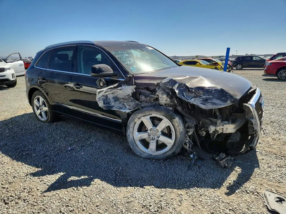 2010 AUDI Q5 PREMIUM PLUS  