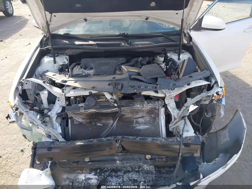 2014 TOYOTA CAMRY LE