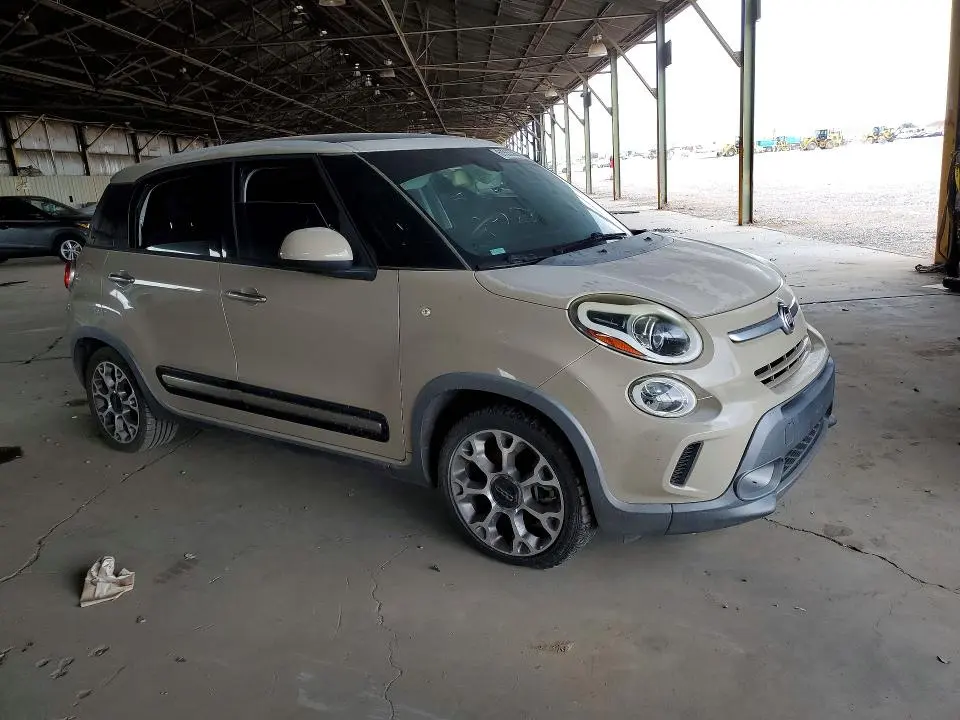 2014 FIAT 500L TREKKING  