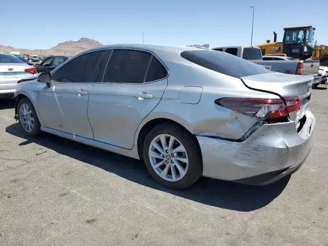 2022 TOYOTA CAMRY LE  
