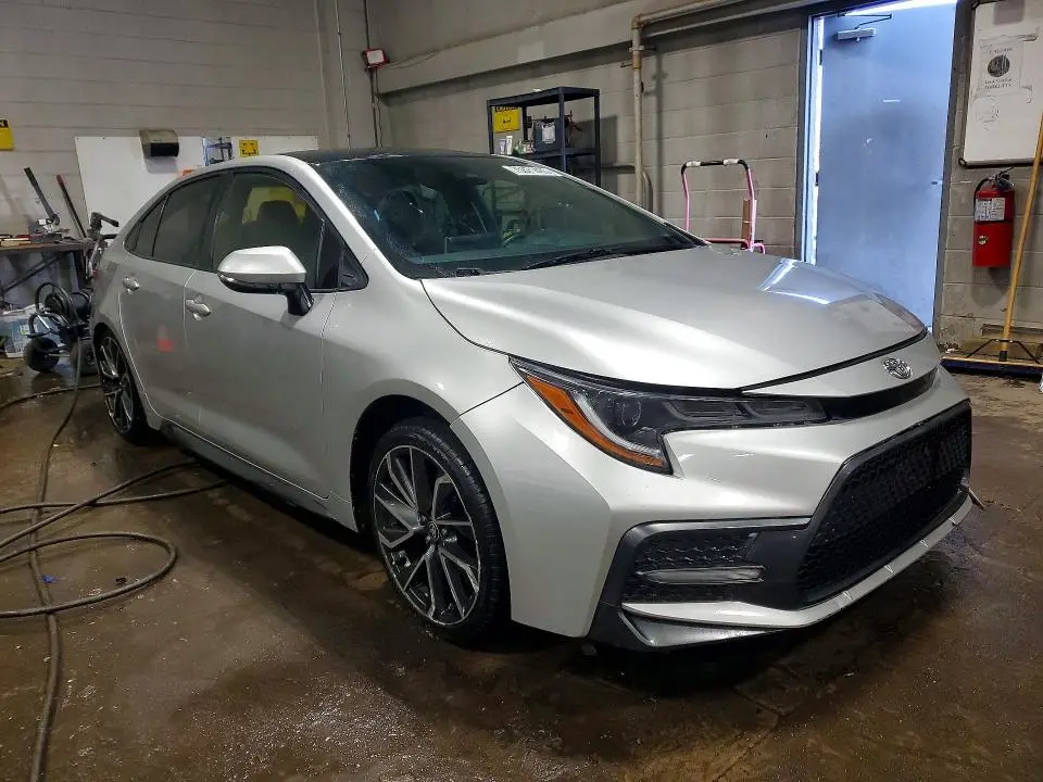 2020 TOYOTA COROLLA SE  