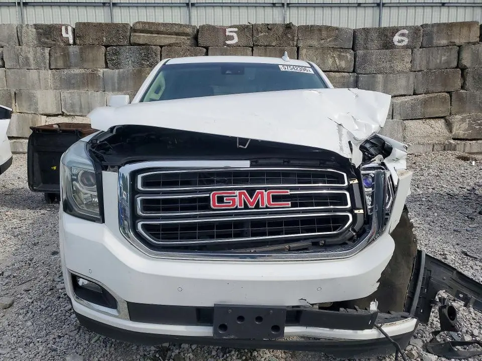 2017 GMC YUKON SLT  