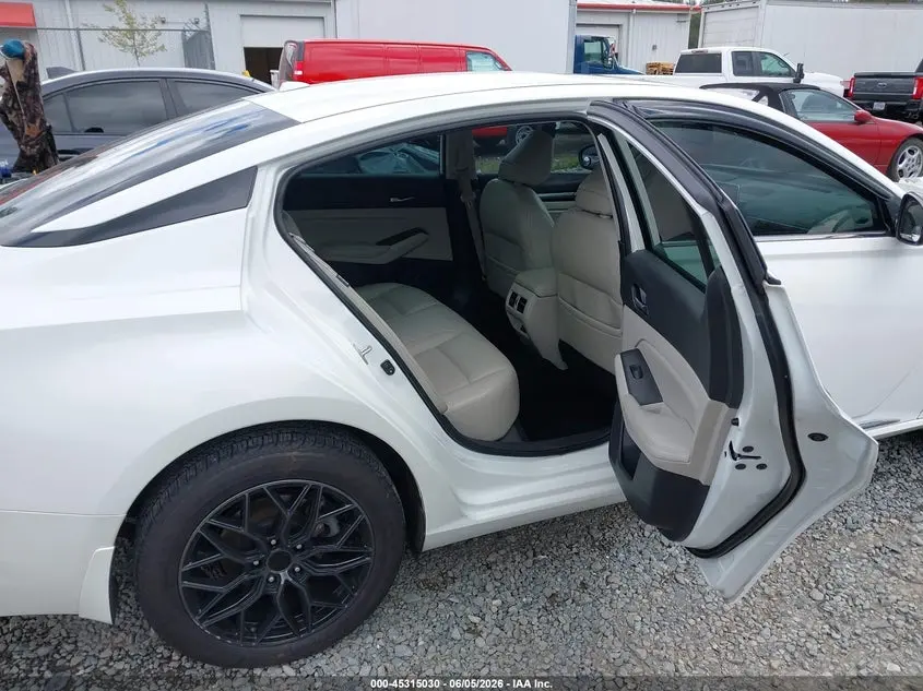 2019 NISSAN ALTIMA 2.5 SL
