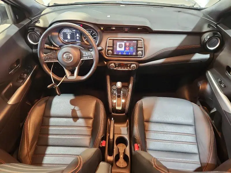 2019 NISSAN KICKS SR  