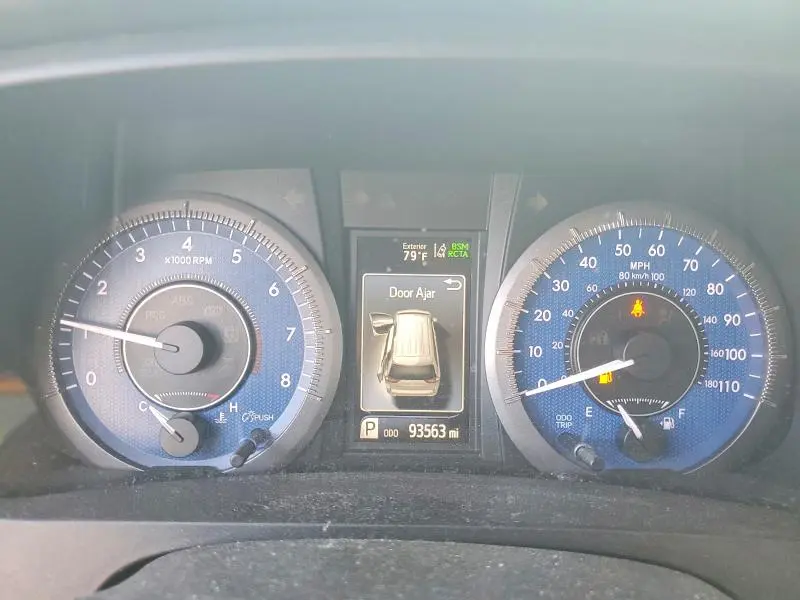 2019 TOYOTA SIENNA XLE 8-PASSENGER  