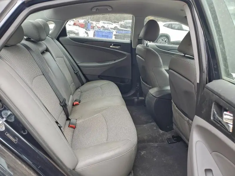 2012 HYUNDAI SONATA SE  