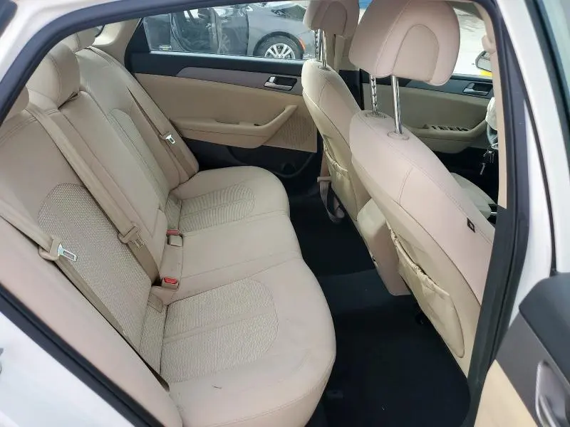 2017 HYUNDAI SONATA SE  