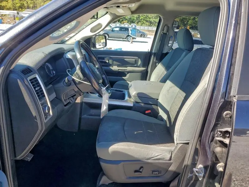 2020 RAM 1500 CLASSIC SLT  