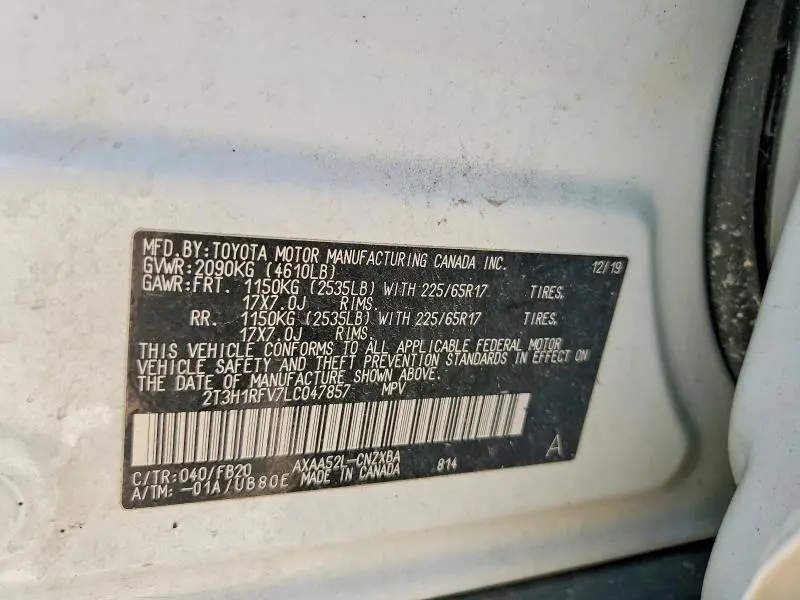 2020 TOYOTA RAV4 LE  
