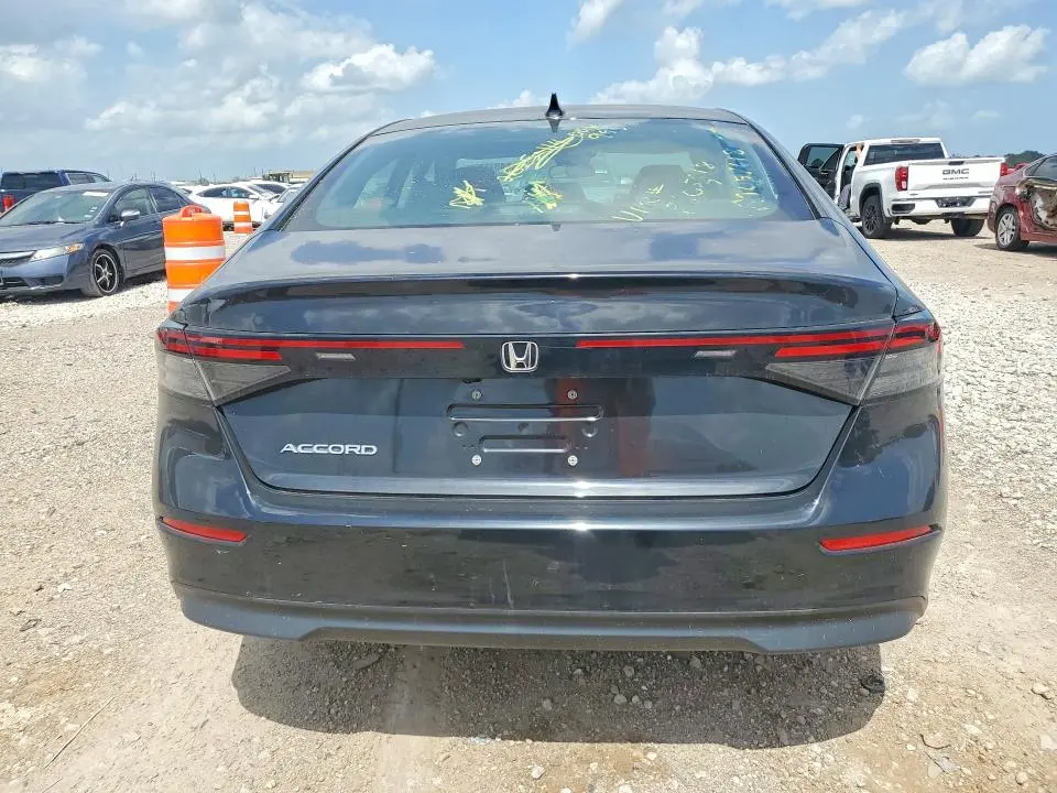 2023 HONDA ACCORD EX  